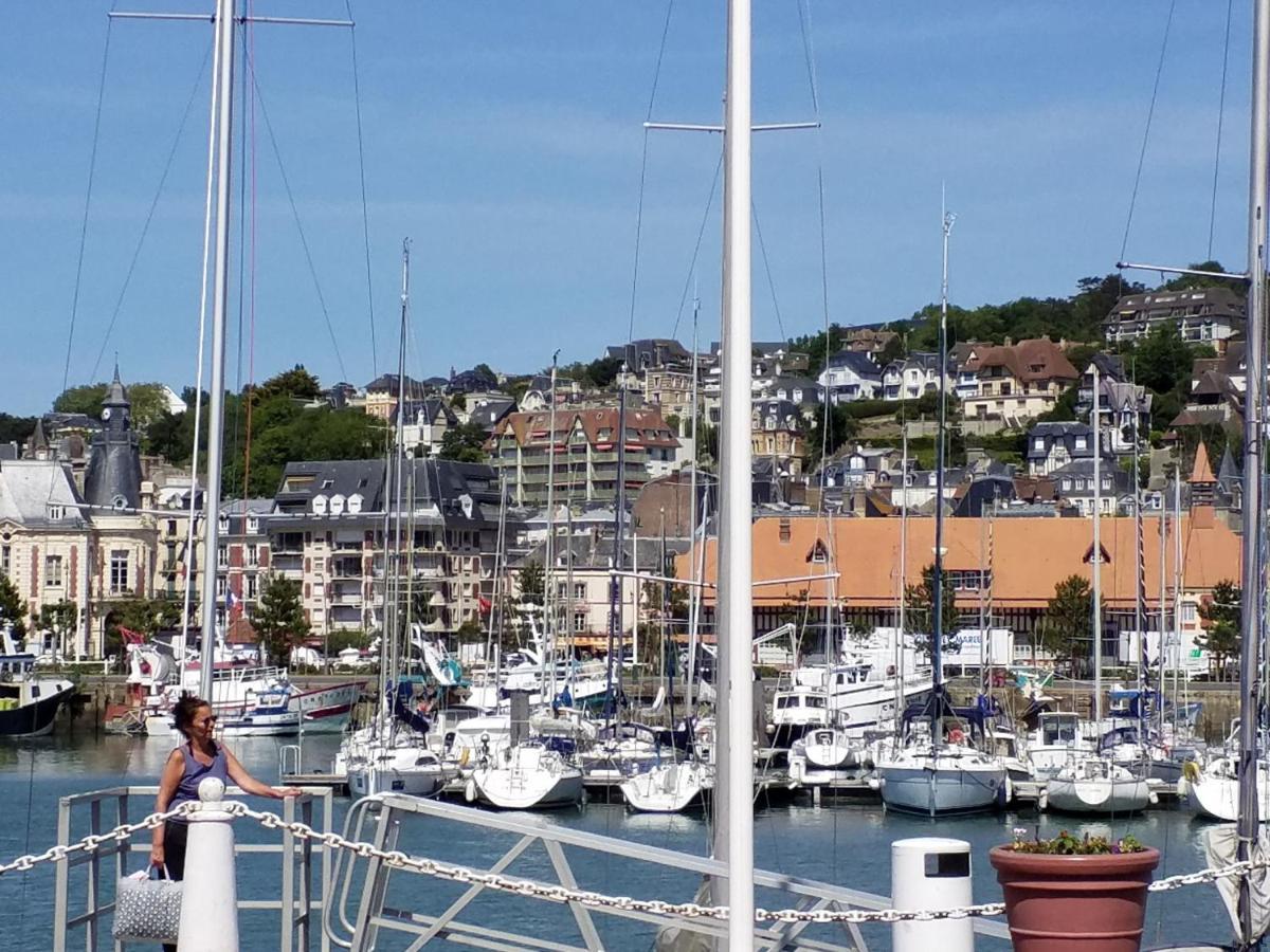 Et Les Hauts De Sophia *