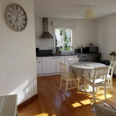 Appartements Et Gite Les Hauts De Sophia Trouville-sur-Mer Exterior photo