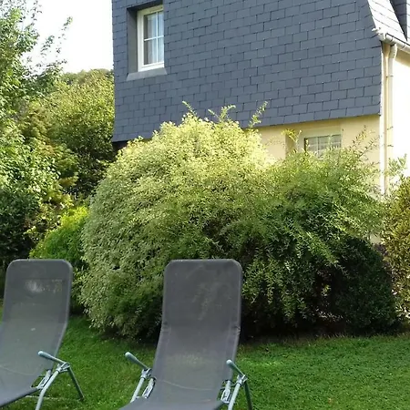 Appartements Et Gite Les Hauts De Sophia Trouville-sur-Mer Exterior photo